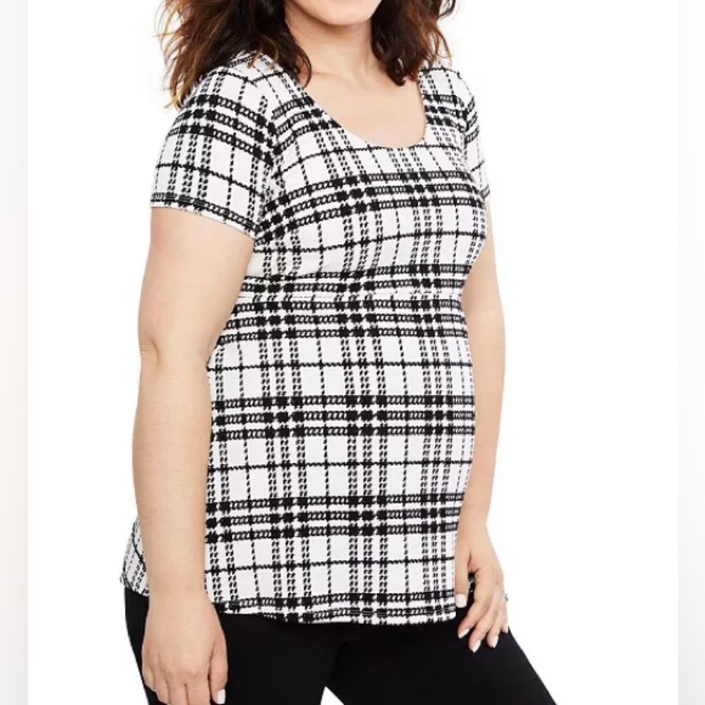NWT Motherhood Maternity Plaid Knit Blouse Size Large
